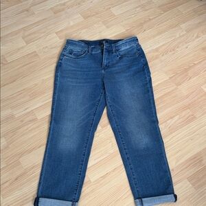NYDJ Women's Boyfriend Jeans in Medium Wash Blue size 6P never worn